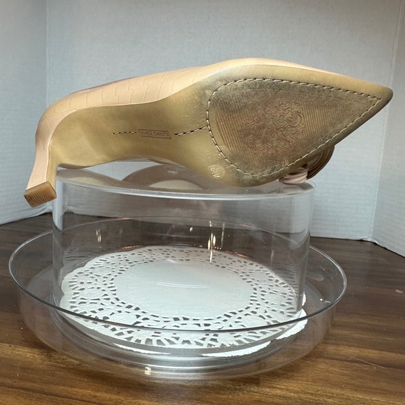 Vince Camuto Restia Beige Croc Embossed Patent Leather Slingback Pumps Heel 6.5M - Picture 9 of 12